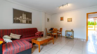 Apartment on Carrer de Juan de la Cierva photo 6