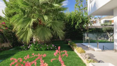 Chalet en Carrer Bucarest photo 8