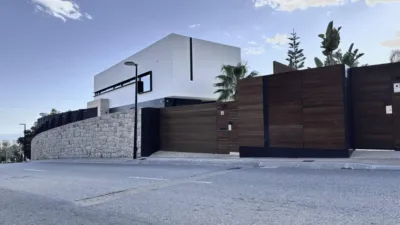 Chalet on Carrer Viena photo 5