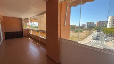 Apartment on Calle de la Nadadora Carmen Soto, 10 photo 8