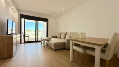 Top-floor apartment on Calle Argentina photo 11