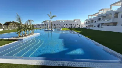 Top-floor apartment on Calle Argentina photo 2