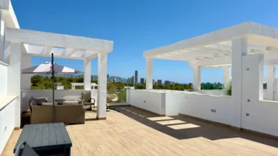 Top-floor apartment on Calle Argentina photo 39
