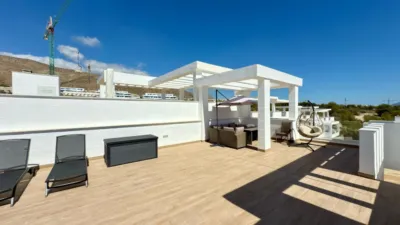 Top-floor apartment on Calle Argentina photo 40