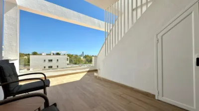 Top-floor apartment on Calle Argentina photo 44