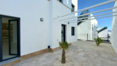 Chalet on Carrer Milan photo 15