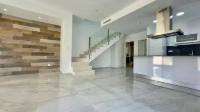 Chalet on Carrer Milan photo 33