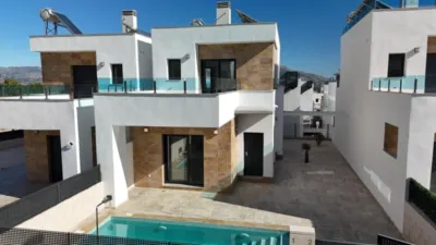 Chalet on Carrer Milan photo 9