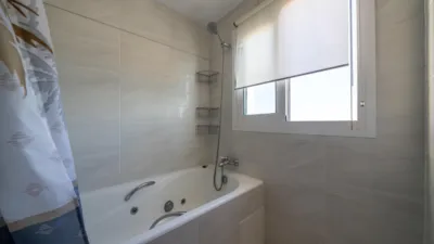 Apartment on Calle de Grecia photo 19