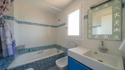 Apartment on Calle de Grecia photo 34