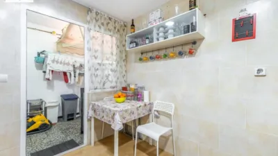 Apartment on Calle del Pintor Gisbert photo 11
