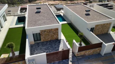 Chalet on Calle Alcasser L' photo 2