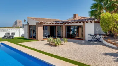 Chalet on Calle Benicolada-Paralela photo 2