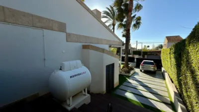 Chalet in Urbanització Coblanca photo 21