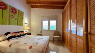 Chalet in Urbanització Coblanca photo 45
