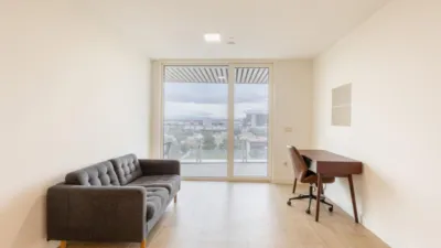 Apartamento en alquiler en Avenida de las Cortes Valencianas - Imagen 2