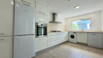 Terraced house in Carrer Austral photo 6