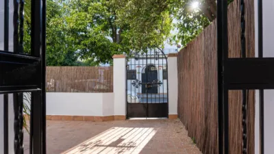 Casa en alquiler en Bami - Pineda, Heliópolis (Distrito Bellavista-La Palmera. Sevilla Capital) de 3.600 €<span>/mes</span>