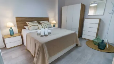 Apartment on Avenida de Juan Sebastián Elcano photo 16