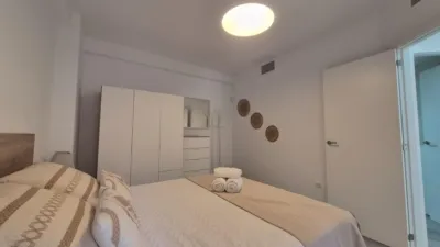 Apartment on Avenida de Juan Sebastián Elcano photo 19
