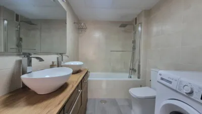 Apartment on Avenida de Juan Sebastián Elcano photo 22