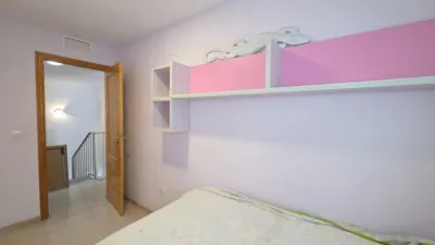 Duplex on Calle de Pi i Margall photo 44