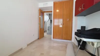 Duplex on Calle de Pi i Margall photo 48