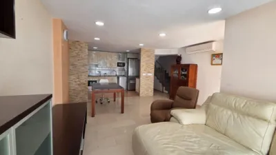 Duplex on Calle de Pi i Margall photo 4