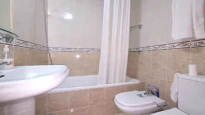 Duplex on Calle de Pi i Margall photo 55