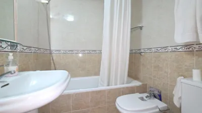 Duplex on Calle de Pi i Margall photo 56