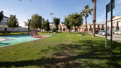 Casa en venta en Calle de Juan Sebastián Elcano, San José de La Rinconada (La Rinconada) de 229.000 €
