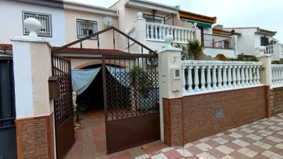 Chalet on Calle de Rodafortuna photo 2