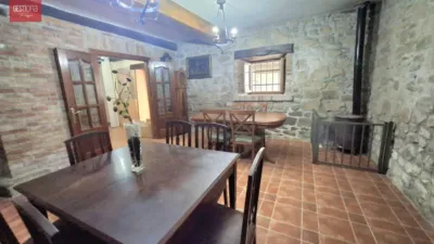 Semi-detached house in Argomilla photo 13