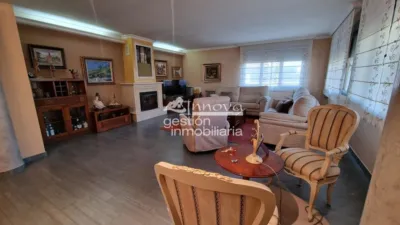 Chalet in La Lastrilla photo 8