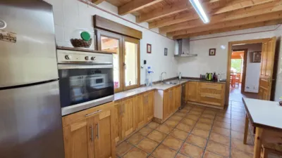 Chalet on Calle El Jurrio Alto photo 14