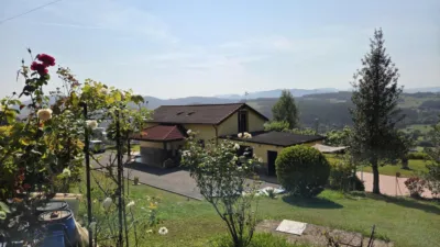 Chalet on Calle El Jurrio Alto photo 40