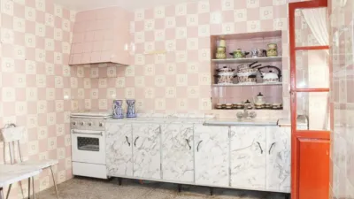 Casa adosada en venta en Calle Baños, 14, Alange de 68.000 €