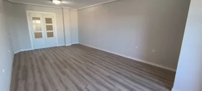 Piso en alquiler en Avenida de Federico García Lorca, cerca de Calle Granada, Oliveros-Altamira-Barrio Alto (Almería Capital) de 850 €<span>/mes</span>