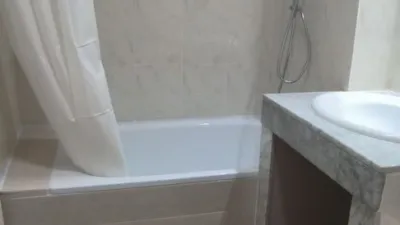 Piso en alquiler en Avenida de Federico García Lorca, cerca de Calle Granada, Oliveros-Altamira-Barrio Alto (Almería Capital) de 850 €<span>/mes</span>