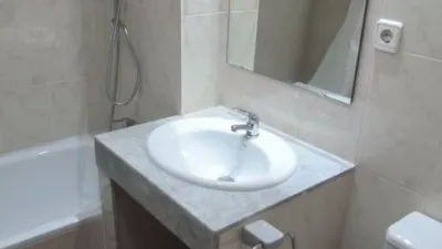 Piso en alquiler en Avenida de Federico García Lorca, cerca de Calle Granada, Oliveros-Altamira-Barrio Alto (Almería Capital) de 850 €<span>/mes</span>