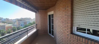 Piso en alquiler en Avenida de Federico García Lorca, cerca de Calle Granada, Oliveros-Altamira-Barrio Alto (Almería Capital) de 850 €<span>/mes</span>