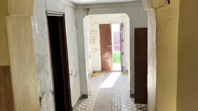 Flat on Manuel Arribas Carrillo Street photo 12