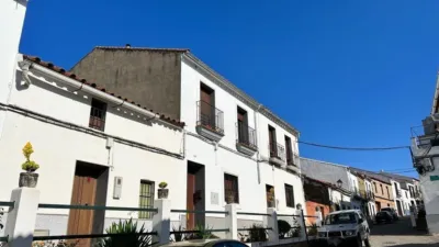 Flat on Manuel Arribas Carrillo Street photo 14