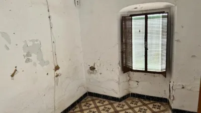 Flat on Manuel Arribas Carrillo Street photo 9