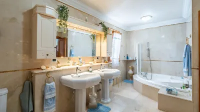 Chalet en venta en Calle de Emeterio Padrón Cruz, 1, Salamanca-Uruguay-Las Mimosas (Distrito Centro-Ifara. Santa Cruz de Tenerife Capital) de 1.280.000 €