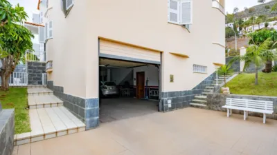 Chalet en venta en Calle de Emeterio Padrón Cruz, 1, Salamanca-Uruguay-Las Mimosas (Distrito Centro-Ifara. Santa Cruz de Tenerife Capital) de 1.280.000 €
