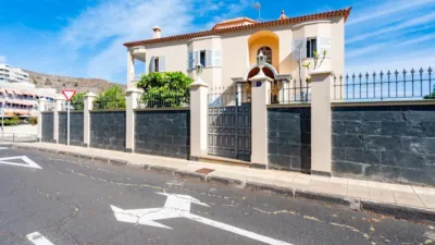 Chalet en venta en Calle de Emeterio Padrón Cruz, 1, Salamanca-Uruguay-Las Mimosas (Distrito Centro-Ifara. Santa Cruz de Tenerife Capital) de 1.280.000 €