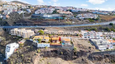 Casa adosada en venta en Calle Magallanes, Radazul (El Rosario) de 369.000 €
