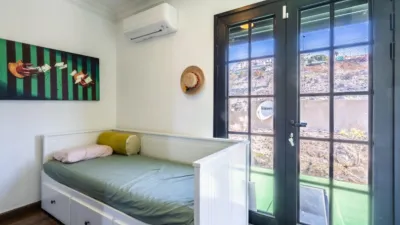 Casa adosada en venta en Calle Magallanes, Radazul (El Rosario) de 369.000 €