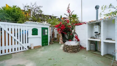 Casa en venta en Calle del Pino del Aire, 22, cerca de Calle San Martin, Chío (Guía de Isora) de 350.000 €